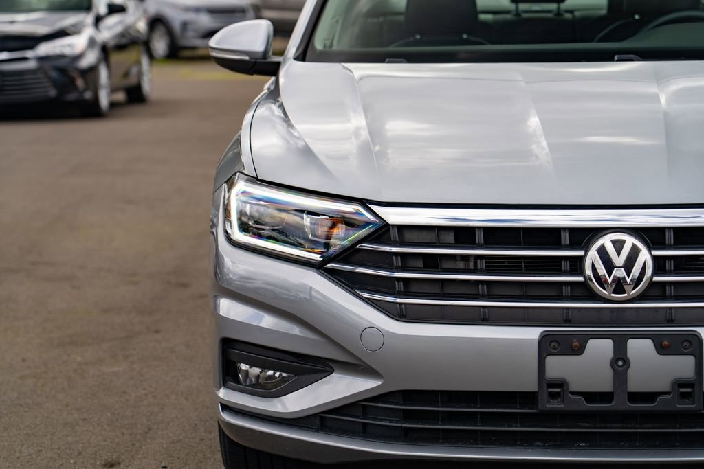 Used 2019 Volkswagen Jetta SEL Premium FWD image 5