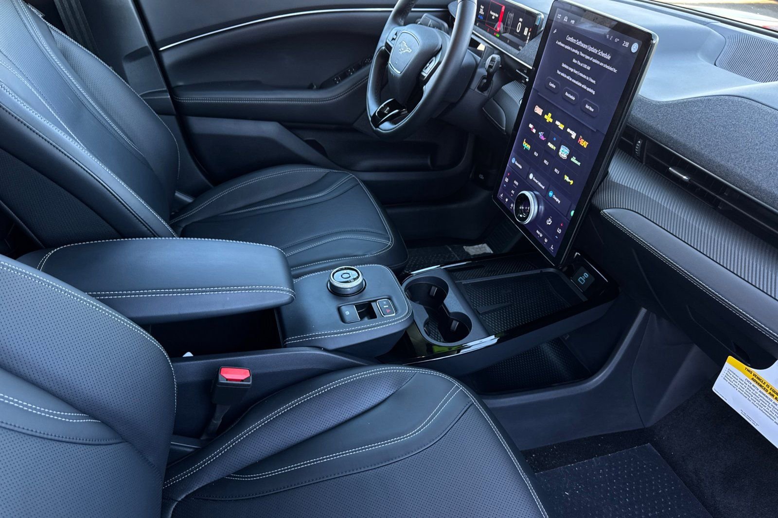 Used 2024 Ford Mustang Mach-E Premium image 19