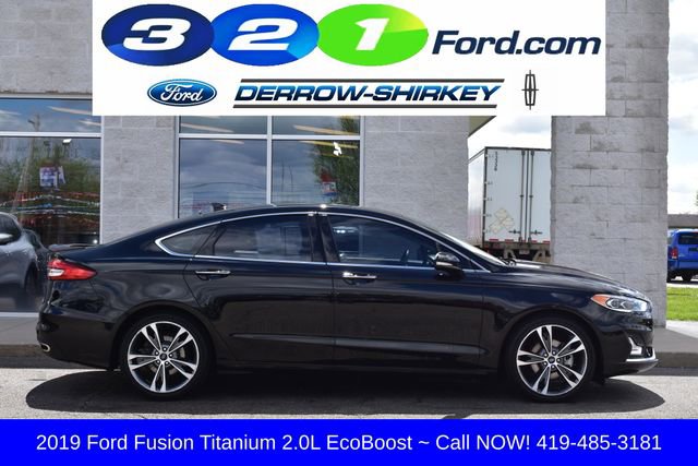 Used 2019 Ford Fusion Titanium FWD image 3