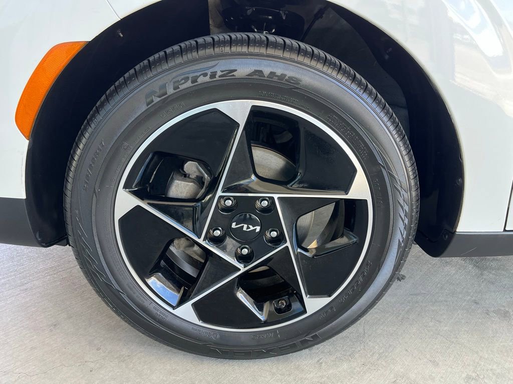 Used 2023 Kia Soul EX FWD image 22