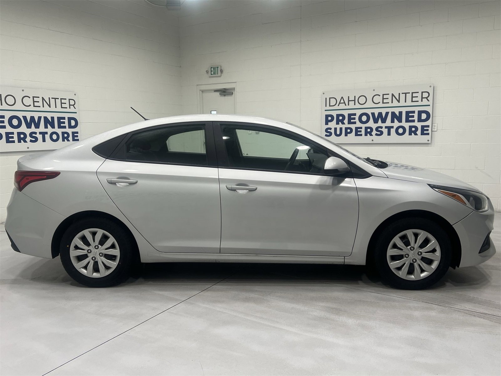 Used 2021 Hyundai Accent SE image 9