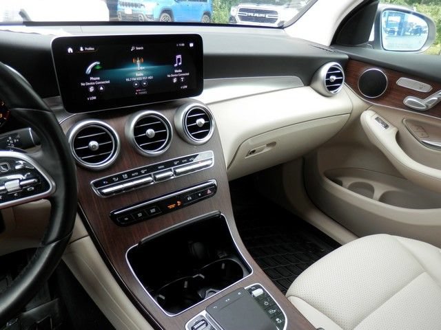 Used 2022 Mercedes-Benz GLC 300 4MATIC image 24