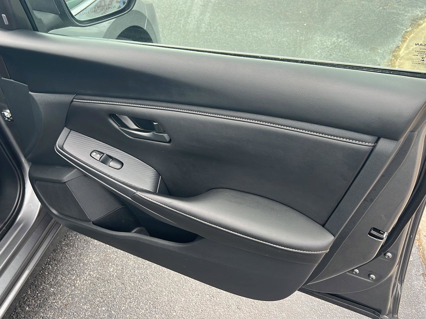 Used 2025 Nissan Sentra S image 14