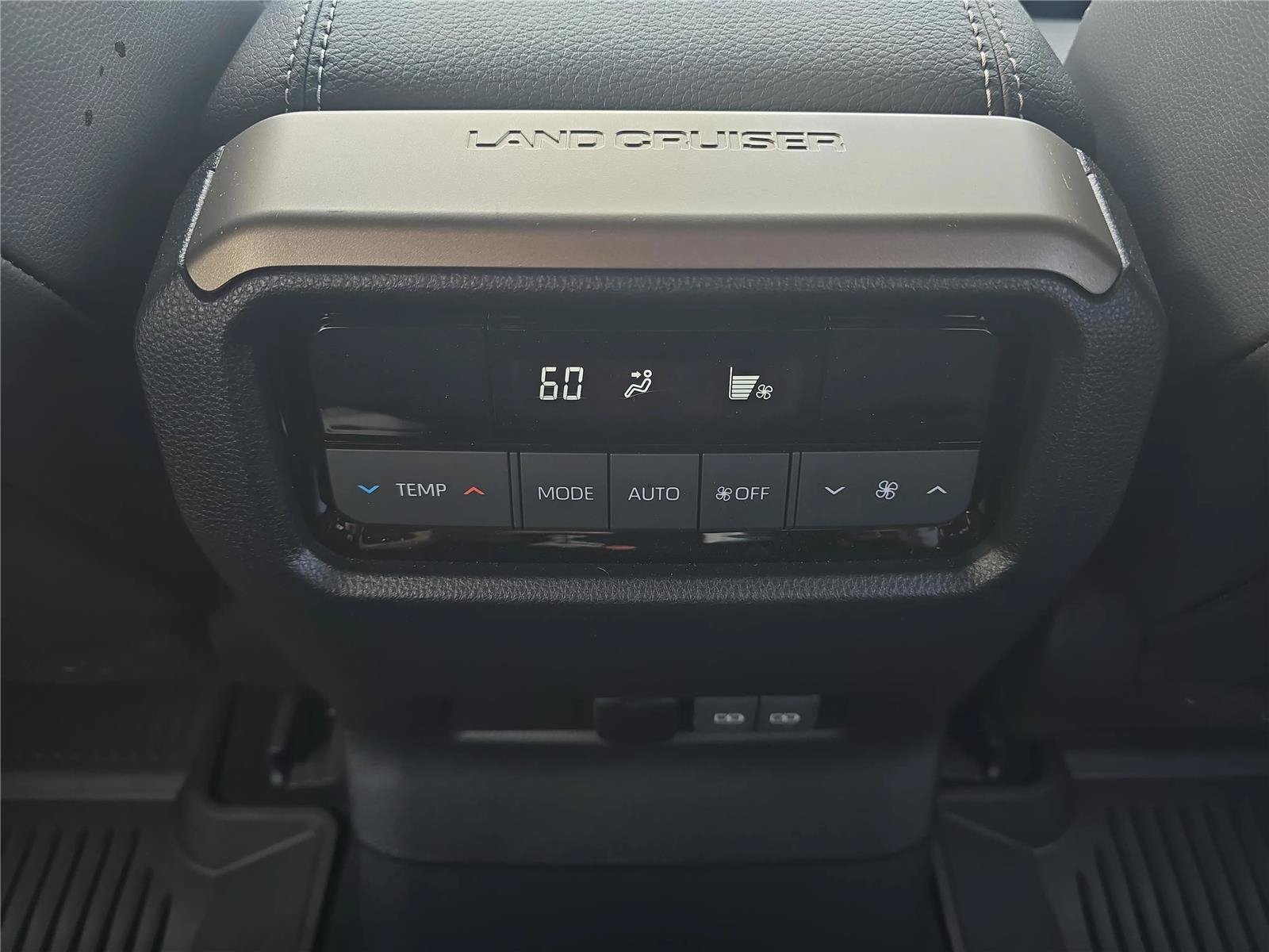Used 2025 Toyota Land Cruiser w/ Premium Package AWD/4WD image 10