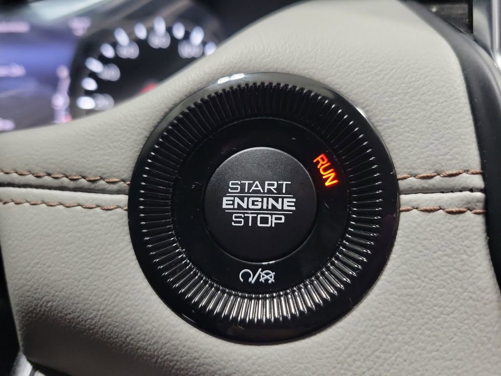 Used 2022 Jeep Compass Limited image 49