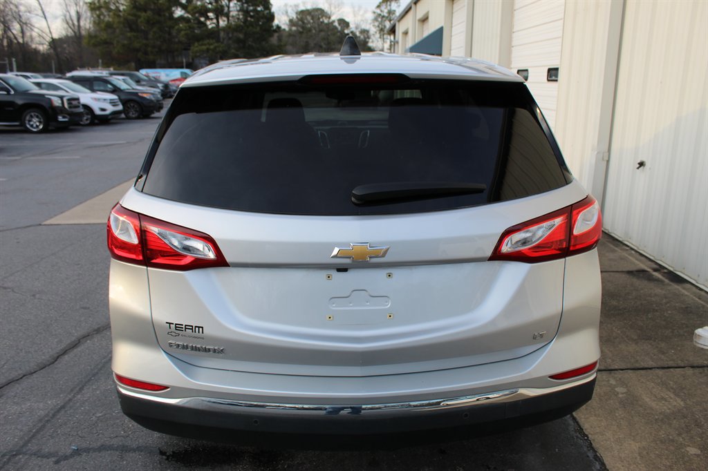 Used 2020 Chevrolet Equinox LT FWD image 16