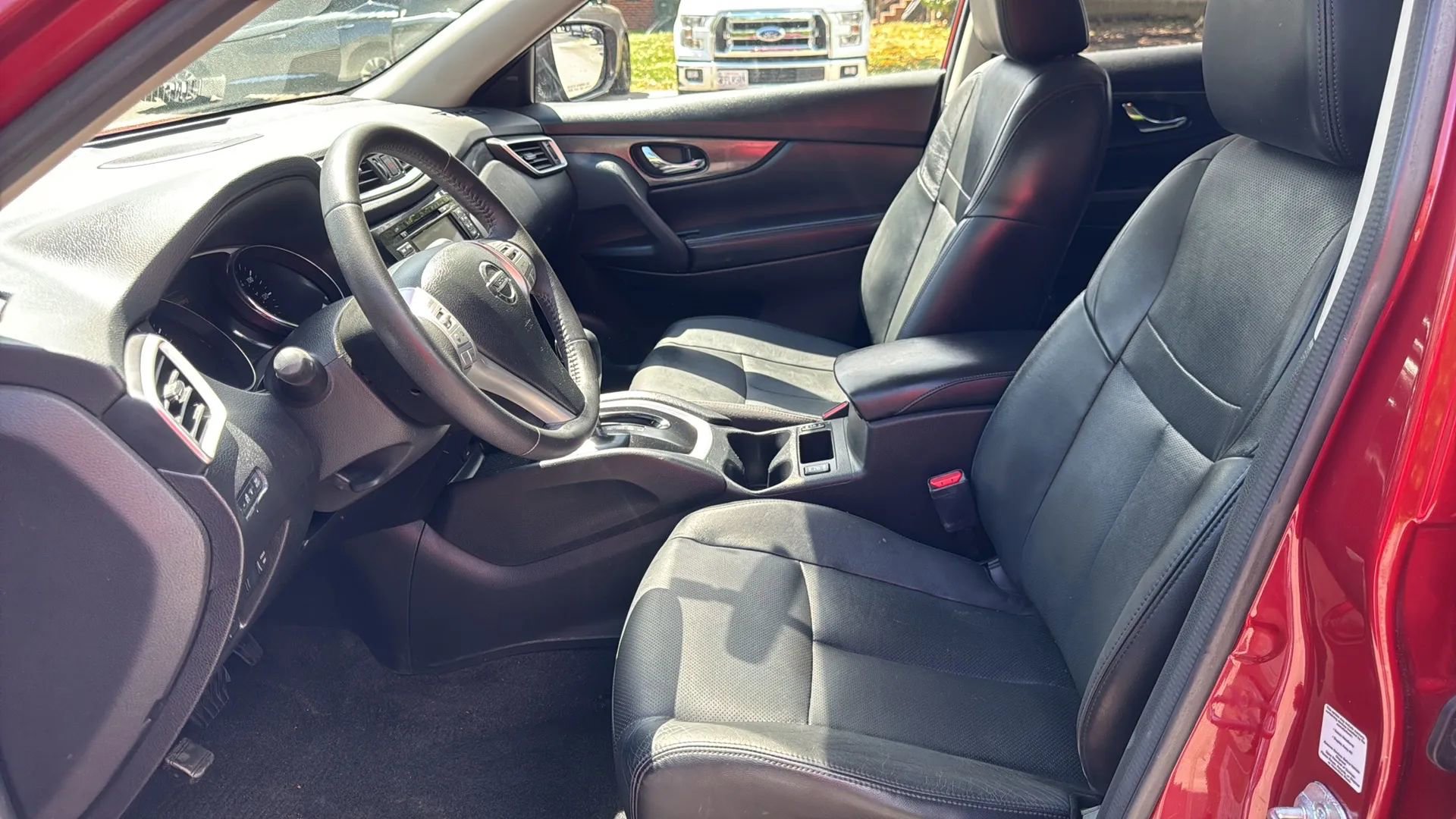 Used 2014 Nissan Rogue SL w/ SL Premium Package image 10