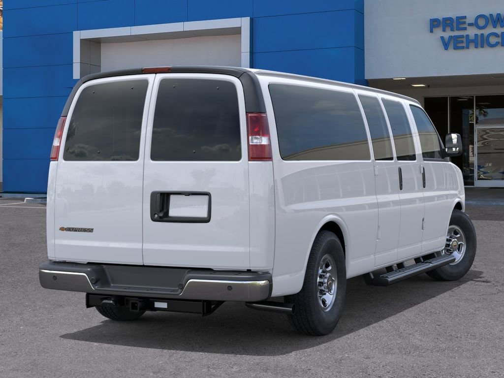 New 2026 Chevrolet Express 3500 LT RWD image 4