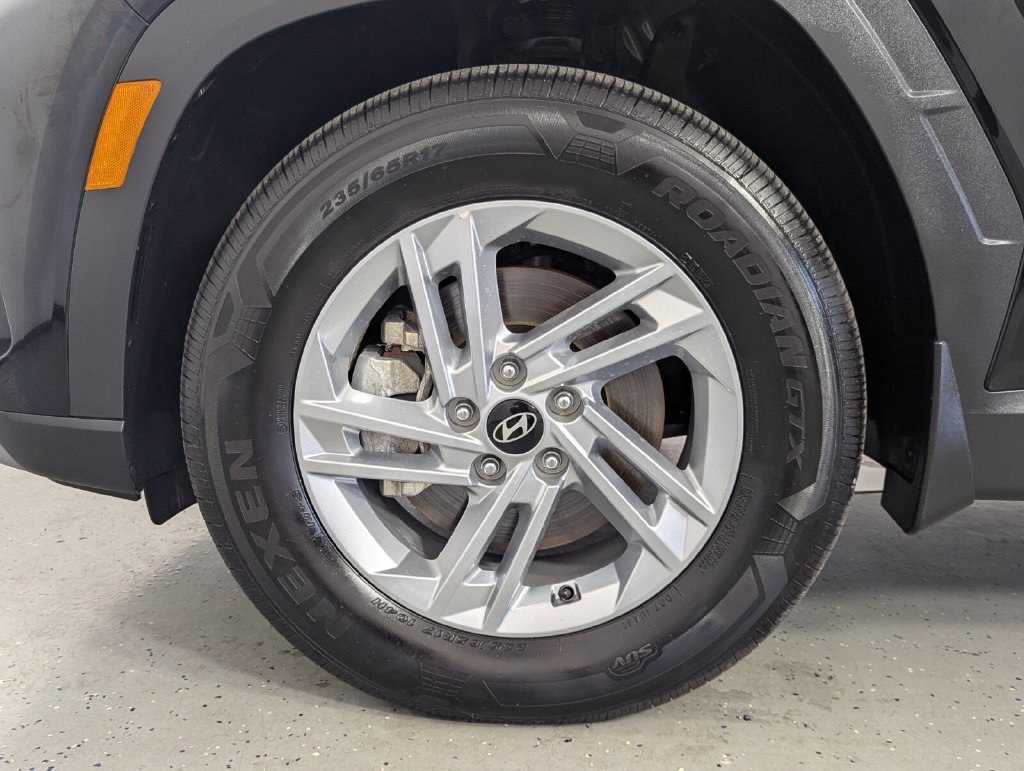 Certified 2026 Hyundai Tucson SE FWD image 9