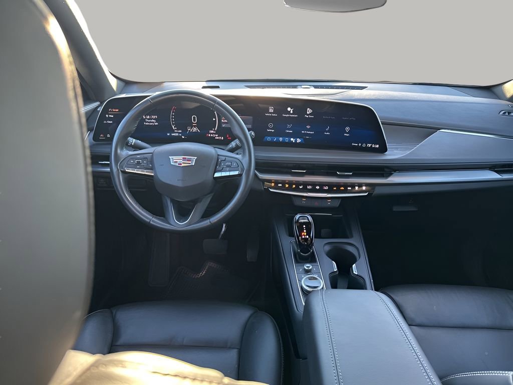 Used 2024 Cadillac XT4 Premium Luxury image 23