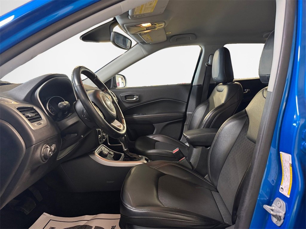 Used 2019 Jeep Compass Latitude w/ Cold Weather Group image 12