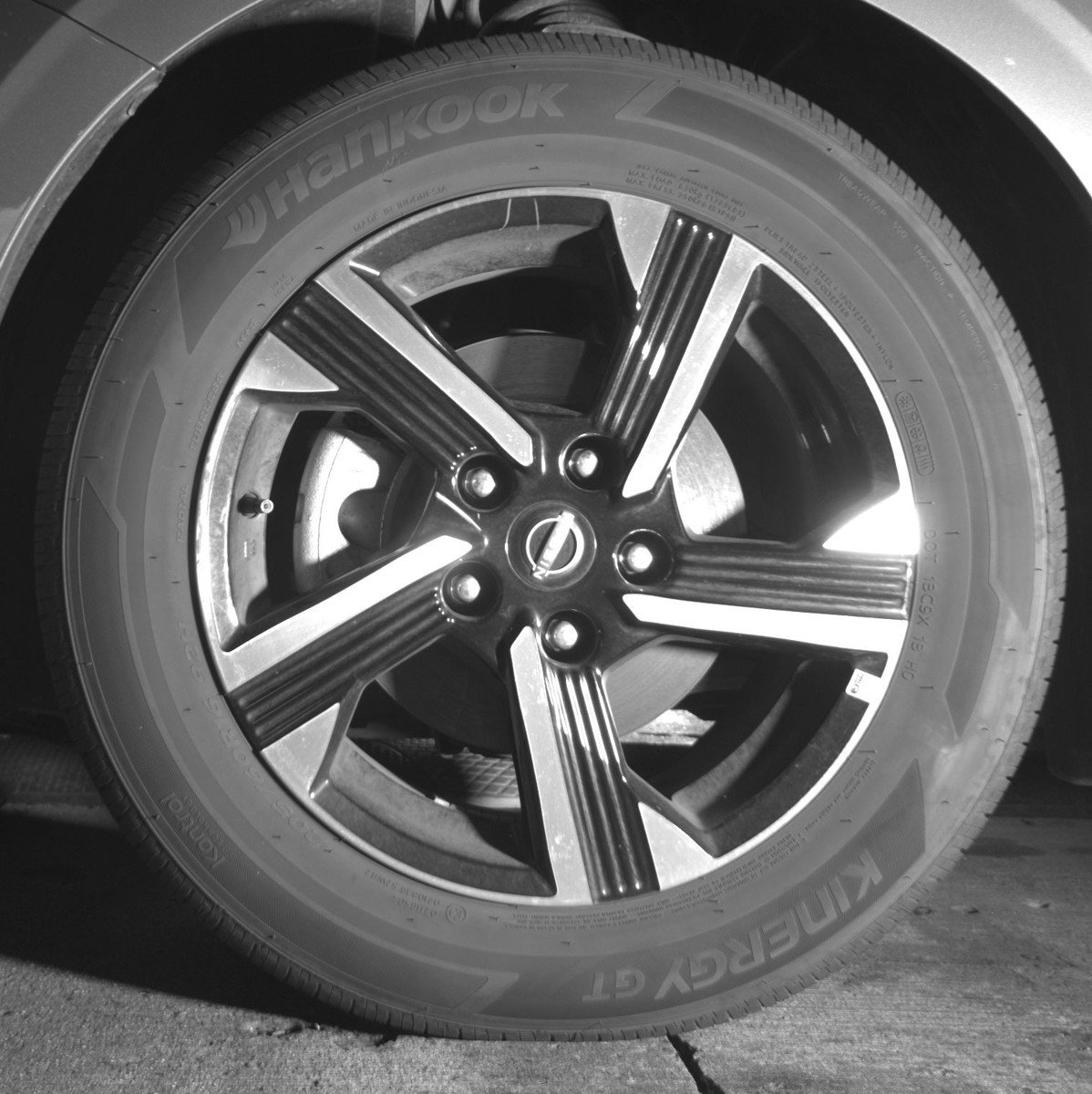 Used 2025 Nissan Sentra SV FWD image 12