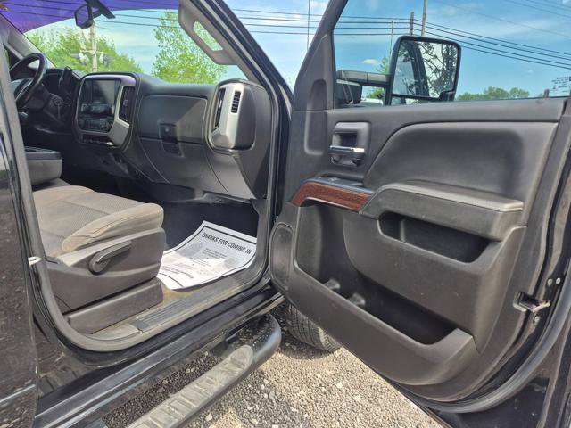 Used 2016 GMC Sierra 2500 SLE w/ Suspension Package, Off-Road AWD/4WD image 6