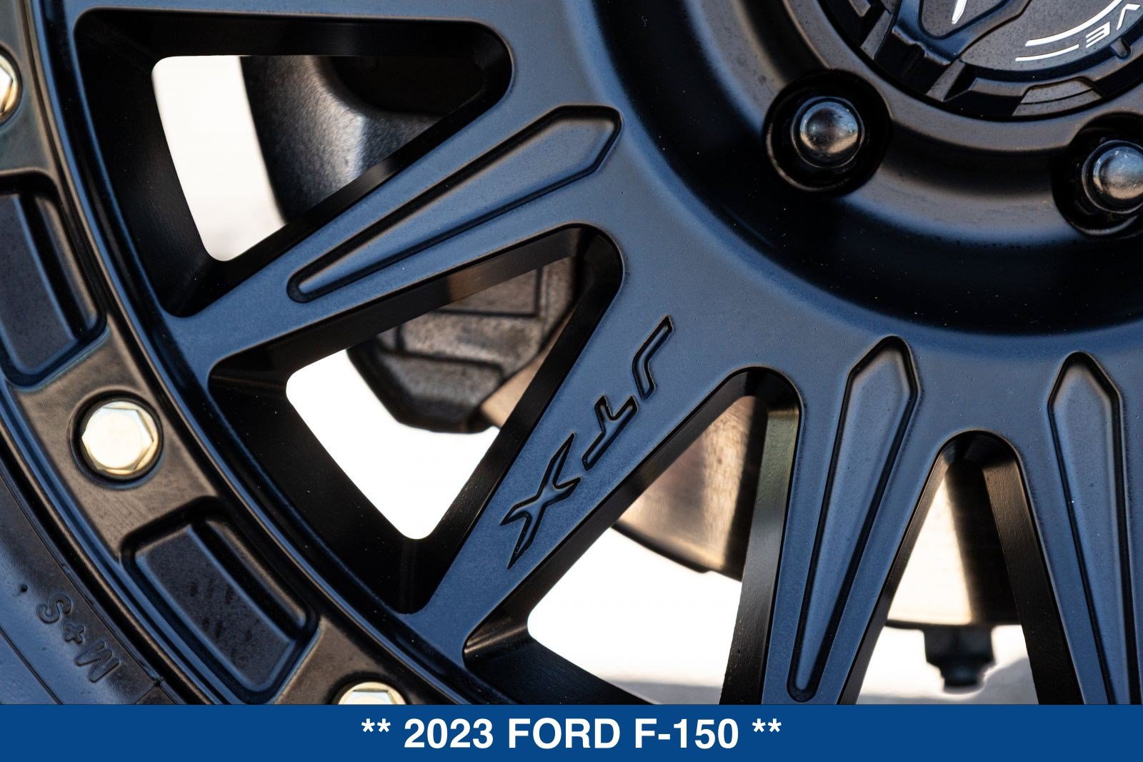 Used 2023 Ford F150 Lariat w/ Equipment Group 502A High AWD/4WD image 25