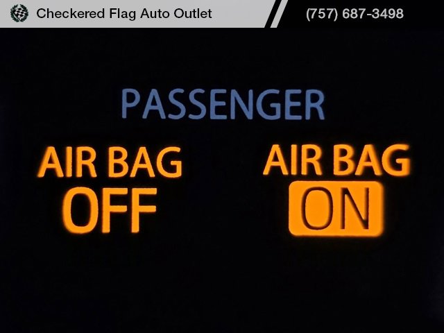 Used 2016 Toyota Tacoma SR image 32