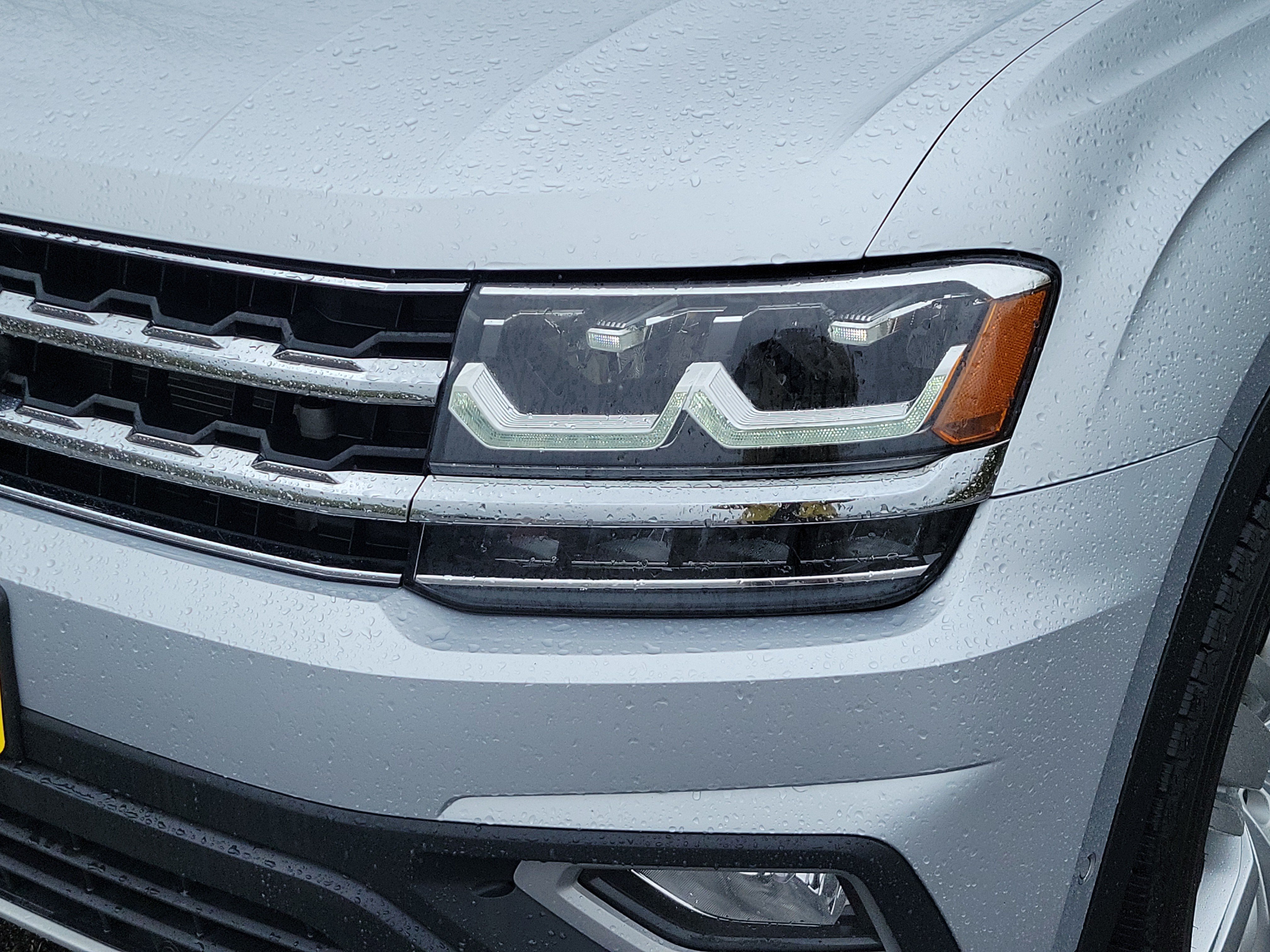 Used 2018 Volkswagen Atlas SEL Premium AWD/4WD image 9