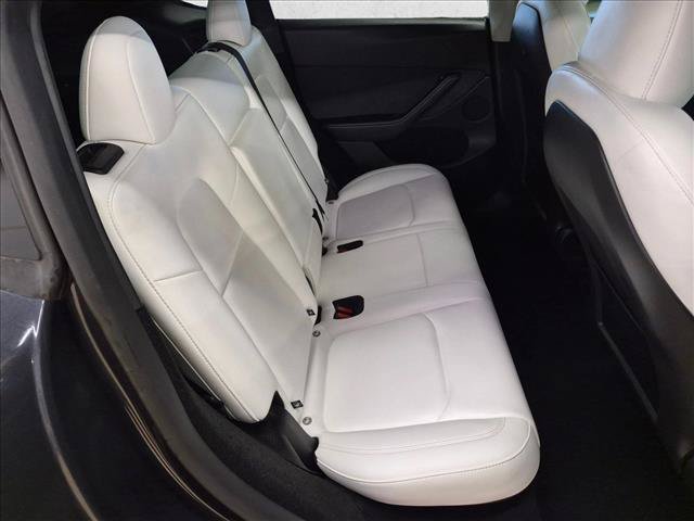 Used 2024 Tesla Model Y Performance AWD/4WD image 22