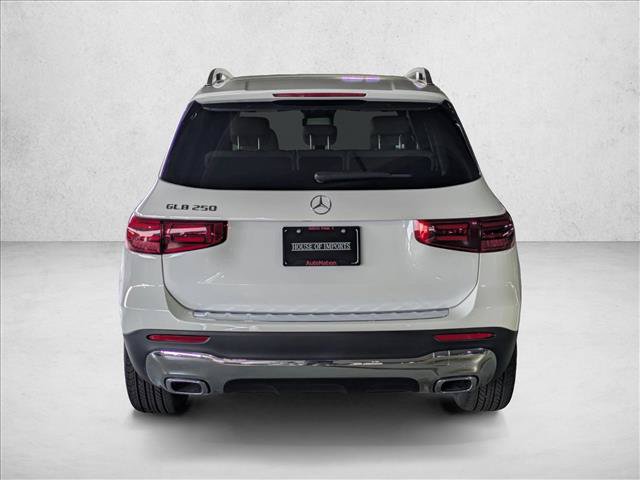 New 2026 Mercedes-Benz GLB 250 image 8