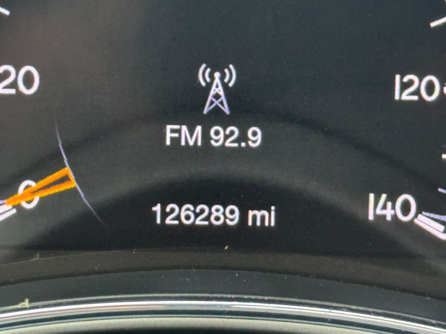 Used 2020 Jeep Grand Cherokee Limited AWD/4WD image 35