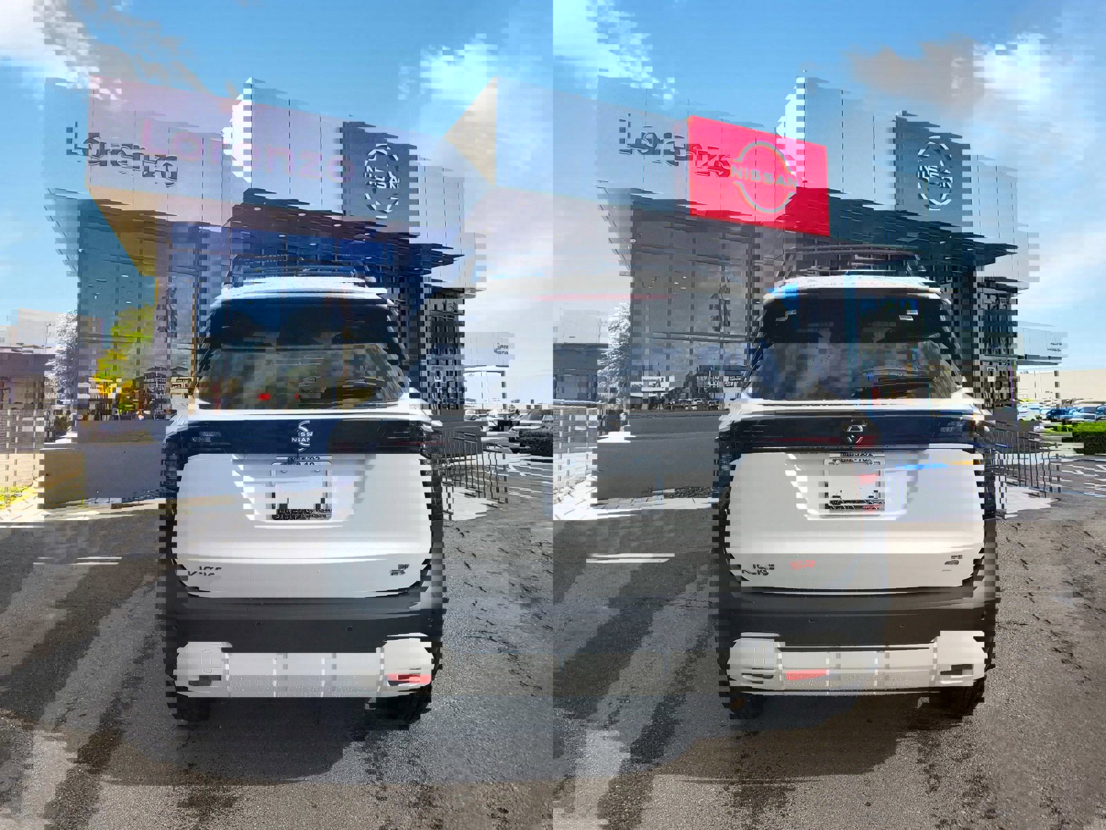 New 2026 Nissan Kicks SR image 5