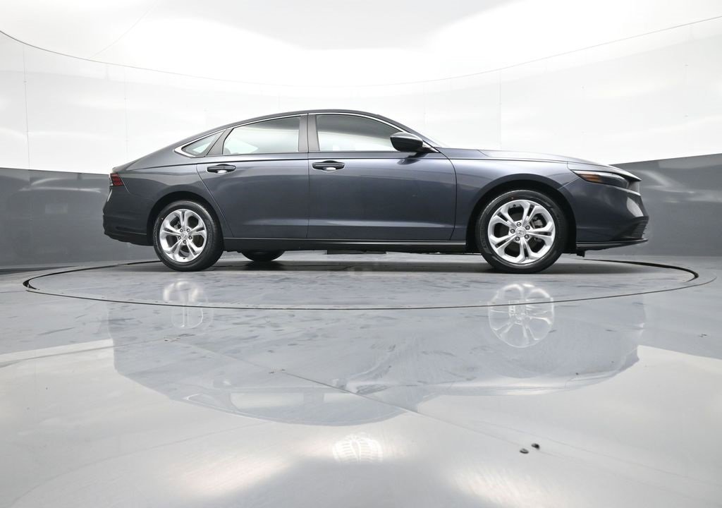 Certified 2023 Honda Accord LX image 28