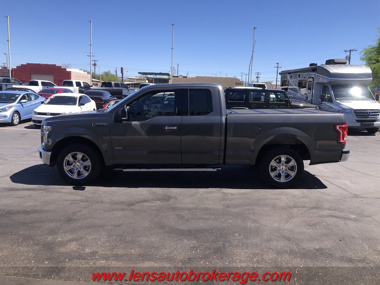 Used 2015 Ford F150 XLT w/ Equipment Group 301A Mid RWD image 5