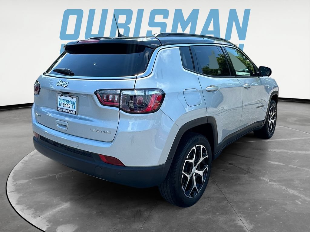 Used 2024 Jeep Compass Limited w/ Sun and Sound Group AWD/4WD image 6
