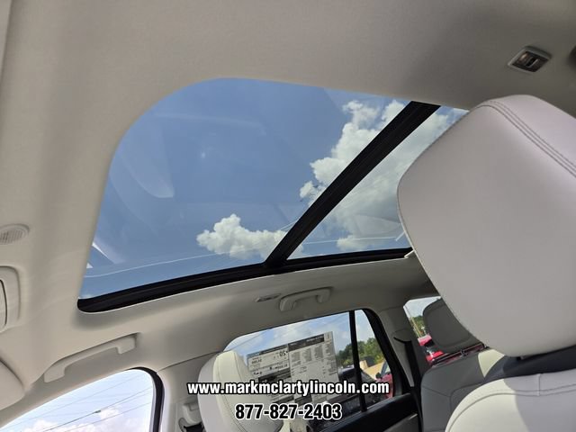 New 2026 Lincoln Aviator AWD image 8