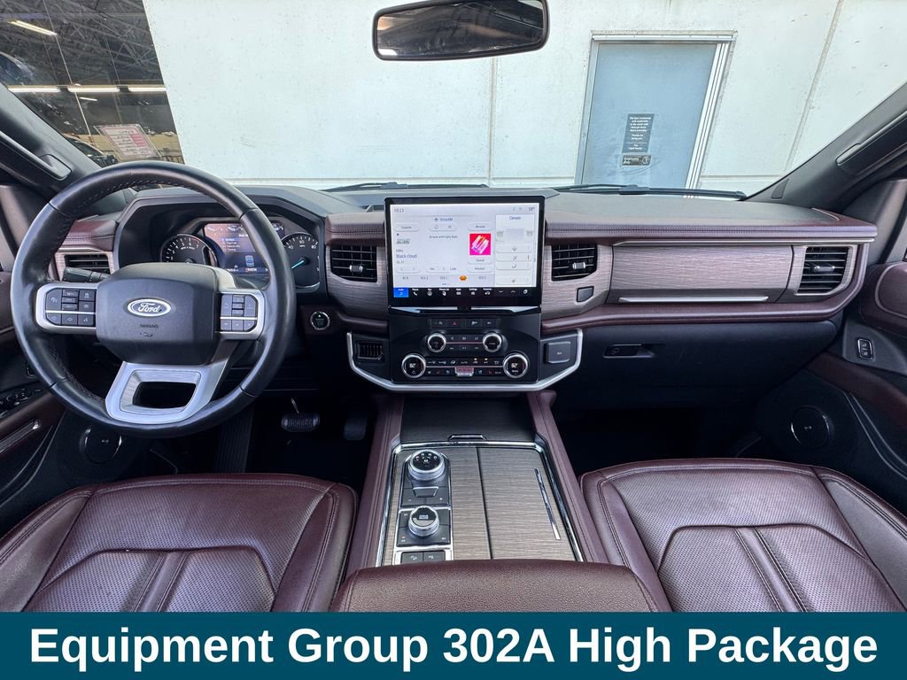 Used 2024 Ford Expedition Limited image 6