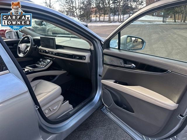Certified 2023 Lincoln Nautilus AWD w/ Premium Package image 11