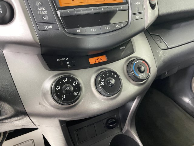 Used 2006 Toyota RAV4 Sport AWD/4WD image 8