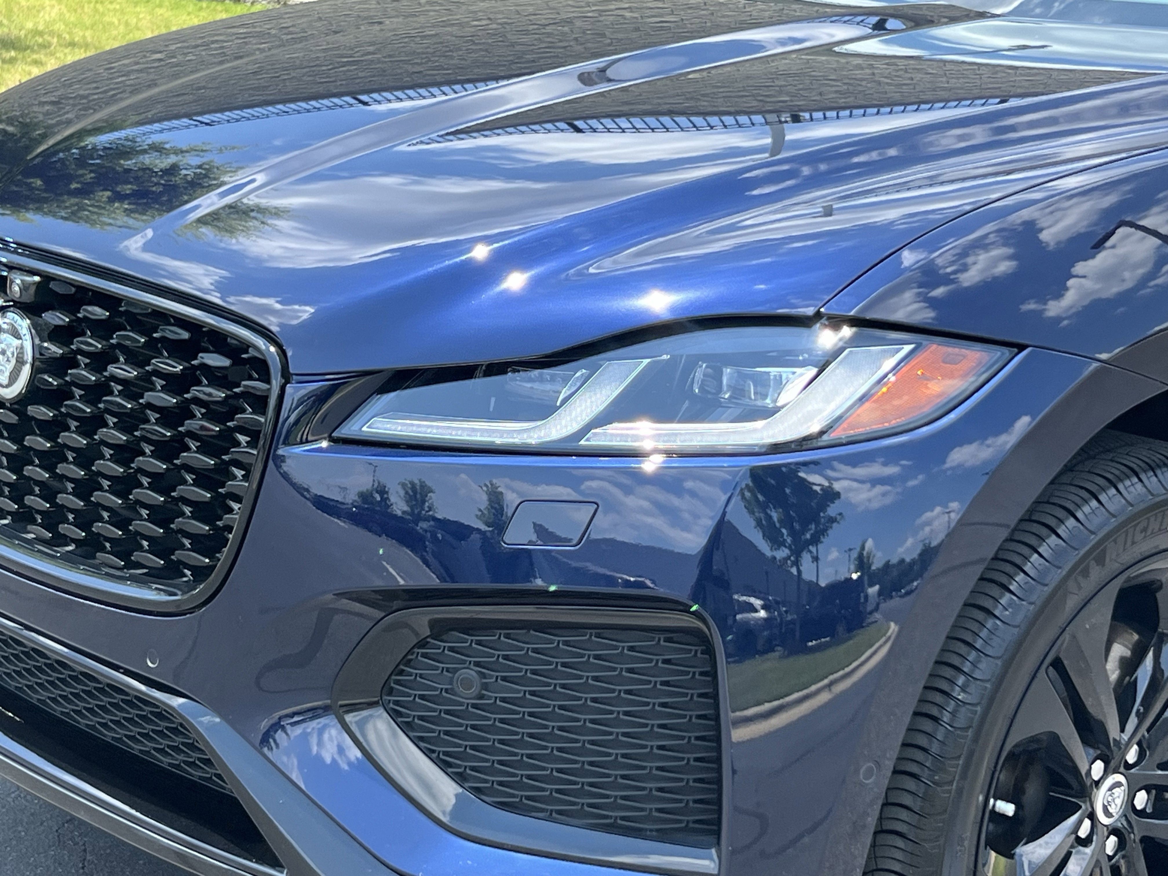 Used 2026 Jaguar F-PACE R-Dynamic S AWD/4WD image 12