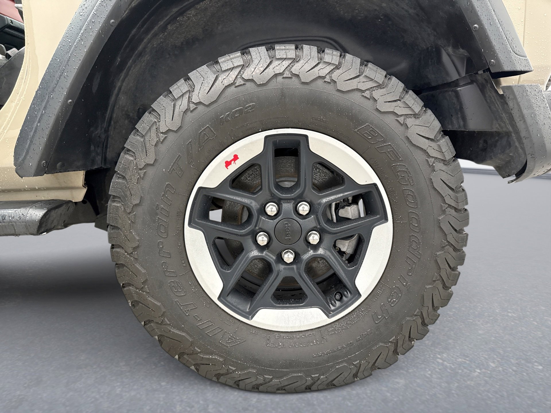 Used 2022 Jeep Wrangler Rubicon w/ LED Lighting Group image 26