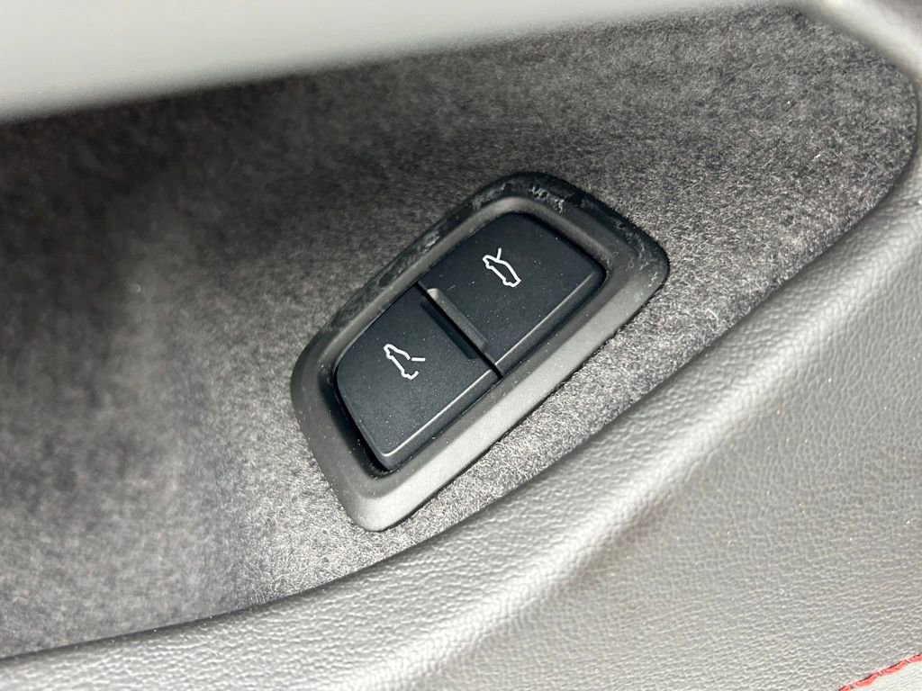 Used 2024 Chevrolet Corvette Z06 RWD image 49