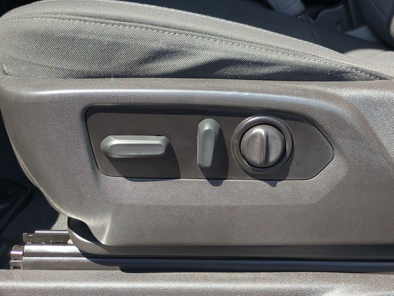 Used 2022 GMC Sierra 1500 Elevation image 33