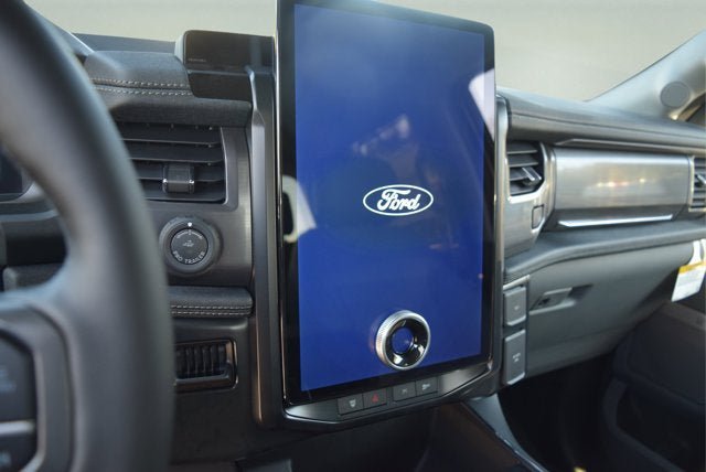 New 2025 Ford F150 Lightning Flash AWD/4WD image 9