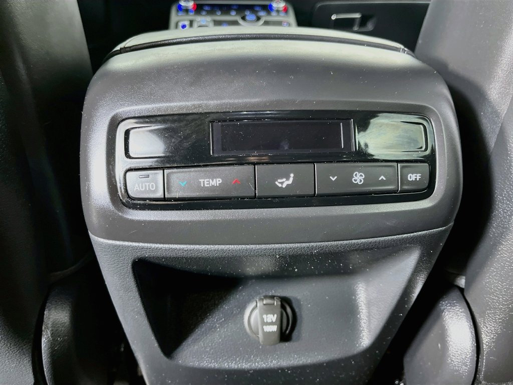 Used 2025 Hyundai Palisade SEL FWD image 32