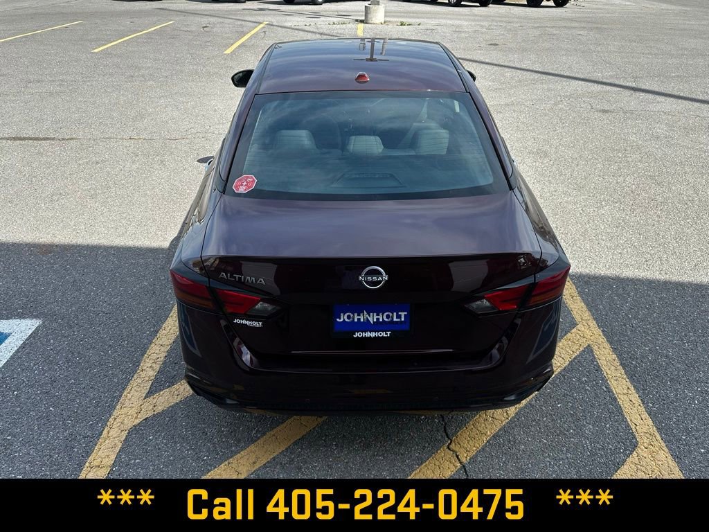 Used 2025 Nissan Altima 2.5 SV image 7