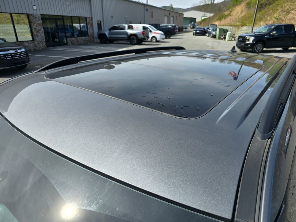 Used 2023 Ford Explorer ST w/ Equipment Group 401A image 17