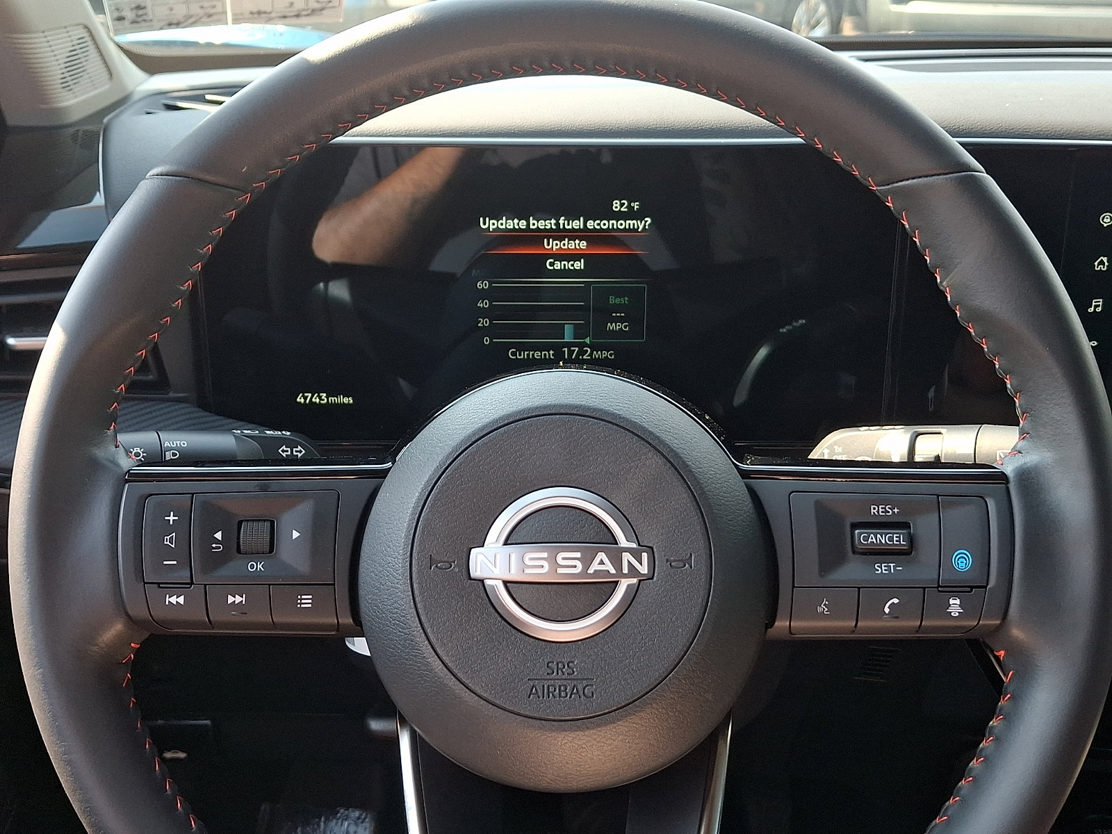 Used 2025 Nissan Kicks SR AWD/4WD image 20