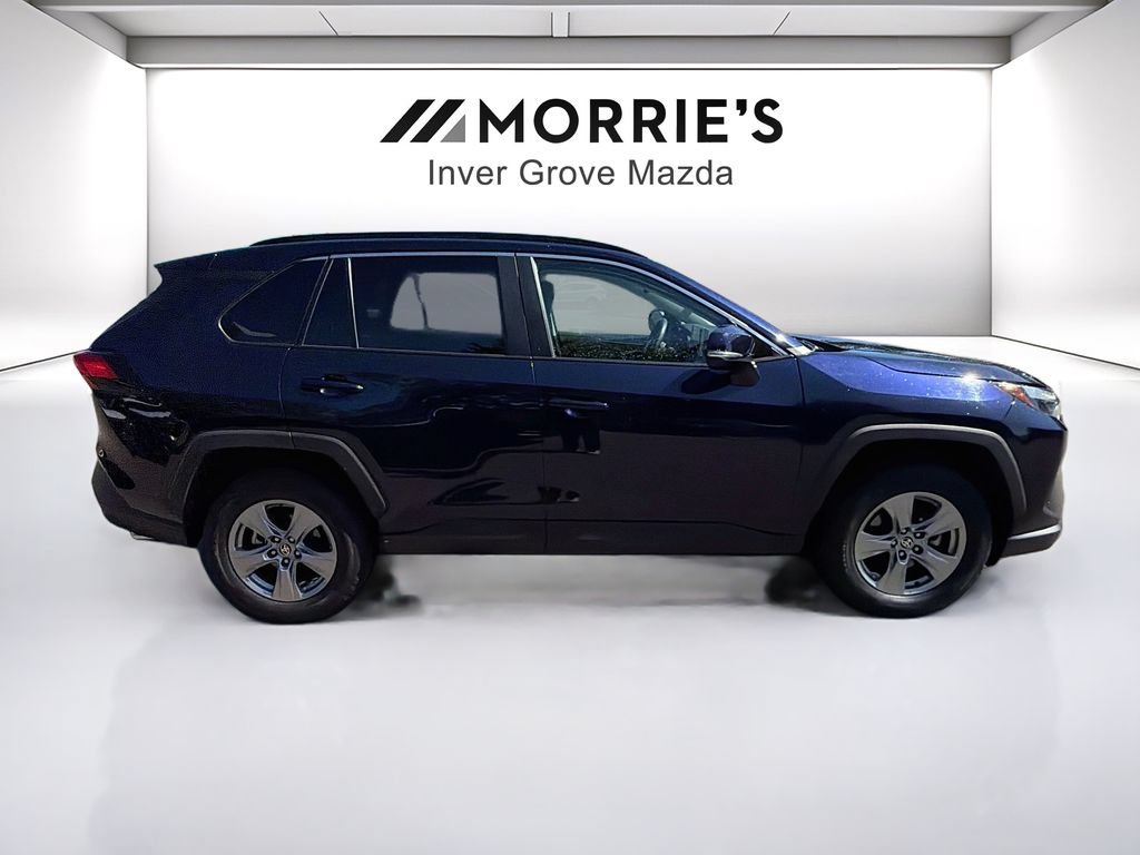 Used 2024 Toyota RAV4 XLE AWD/4WD image 4