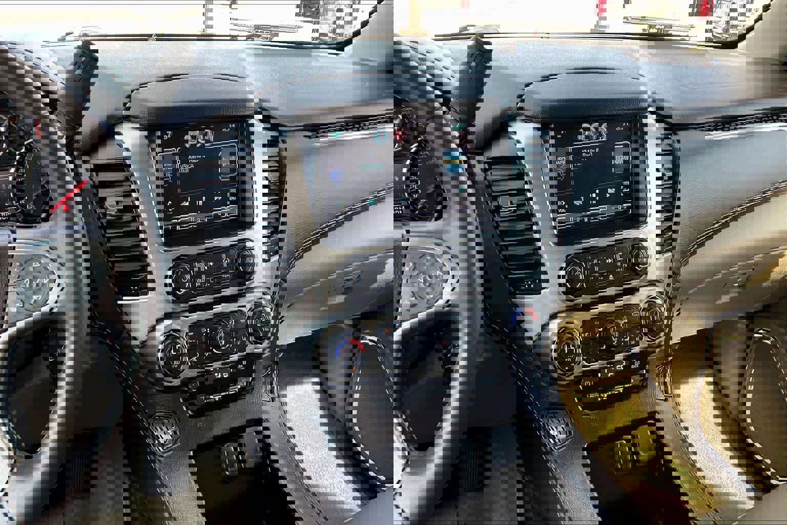 Used 2015 Chevrolet Tahoe LT image 8