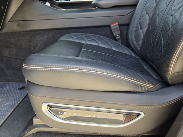 Used 2023 Jeep Grand Wagoneer Series III AWD/4WD image 24