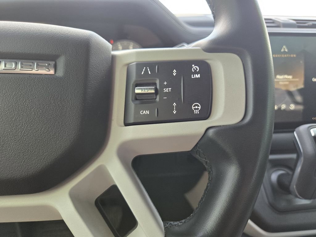 Used 2025 Land Rover Defender 110 S AWD/4WD image 19