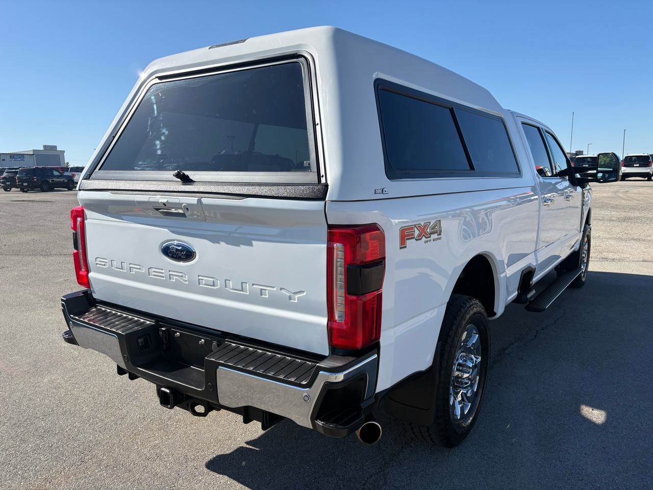 Used 2023 Ford F350 Lariat w/ Lariat Ultimate Package image 3