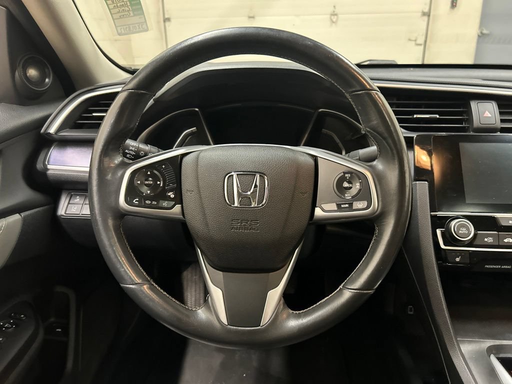 Used 2018 Honda Civic Touring image 17