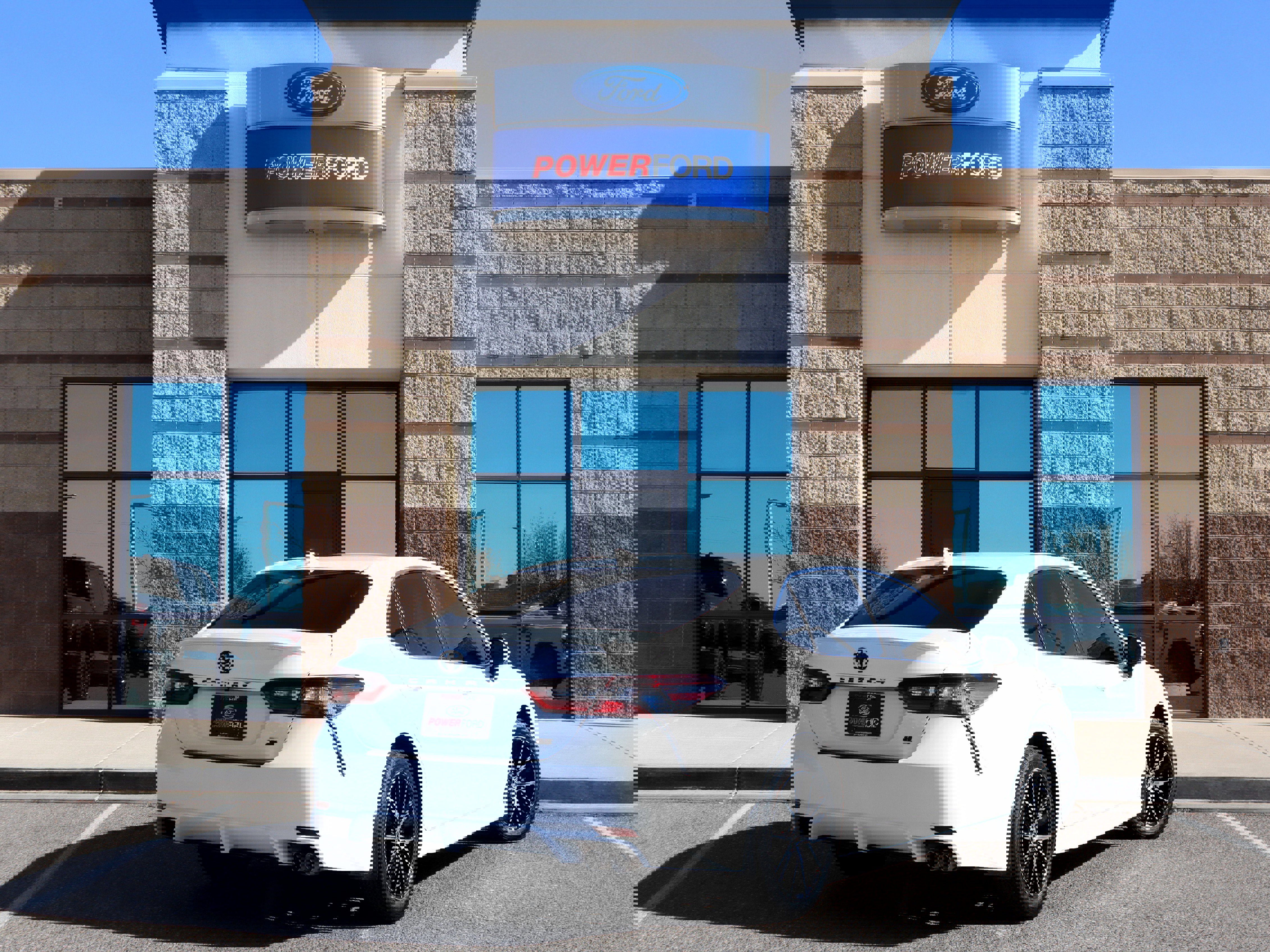 Used 2024 Toyota Camry SE image 6