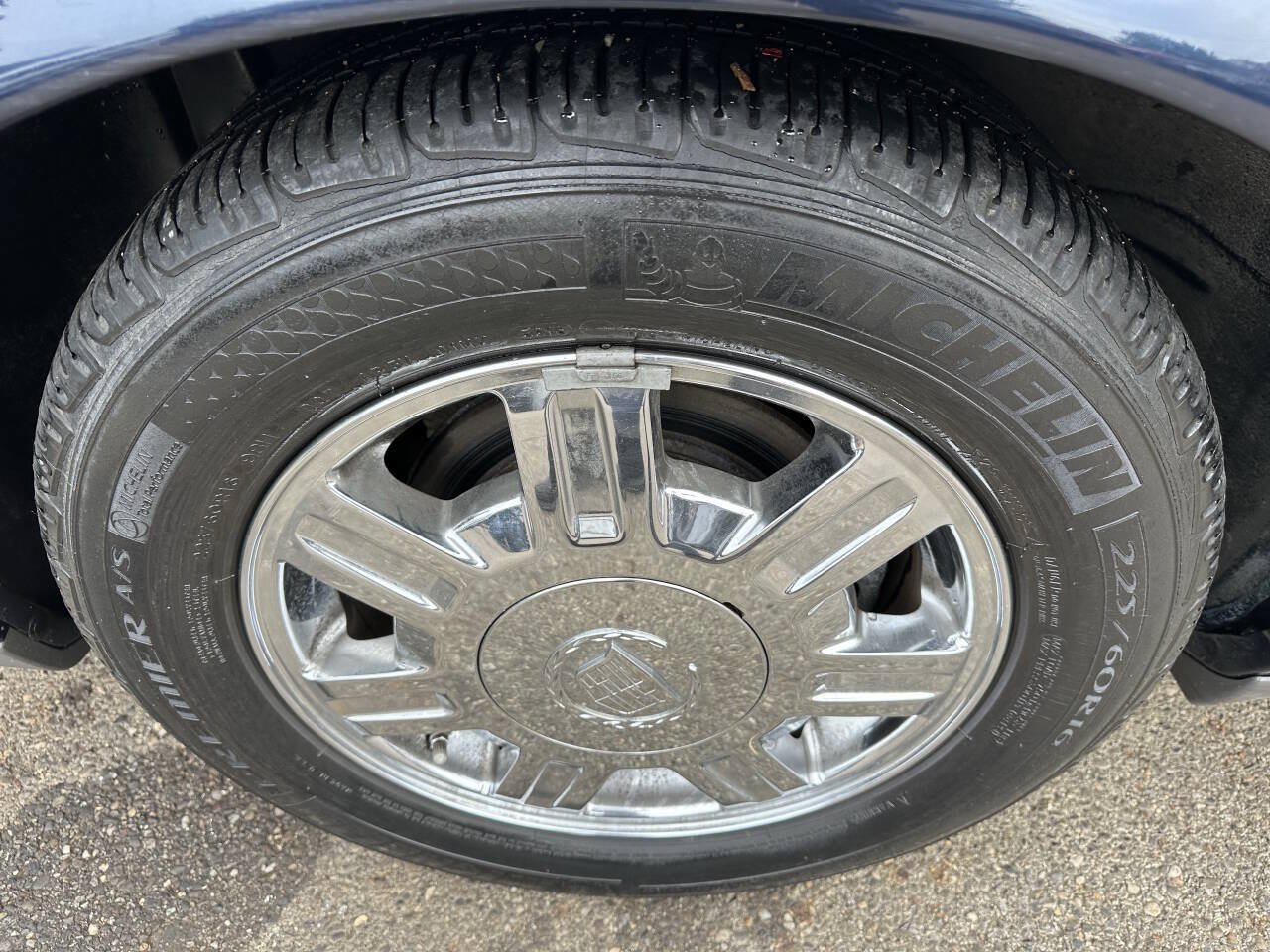 Used 2004 Cadillac De Ville FWD image 27