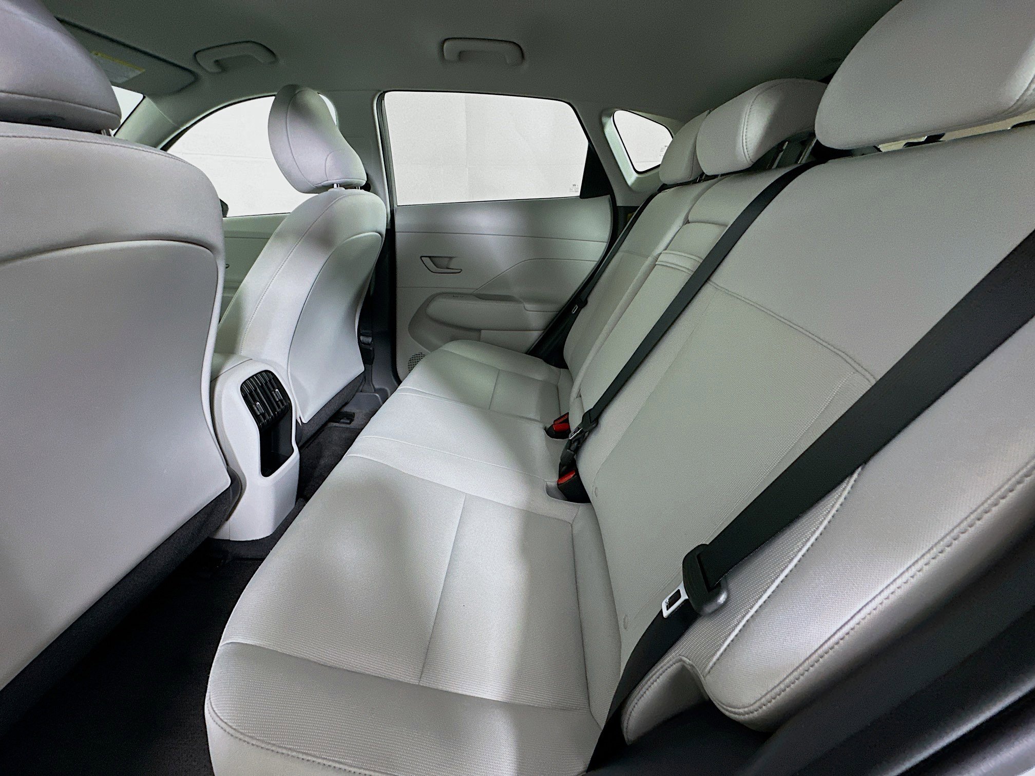 Used 2024 Hyundai Kona SEL FWD image 27