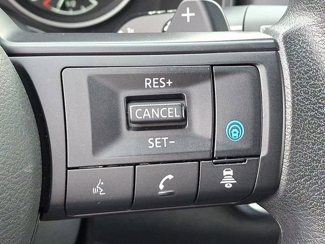 Used 2024 Nissan Rogue SV image 24